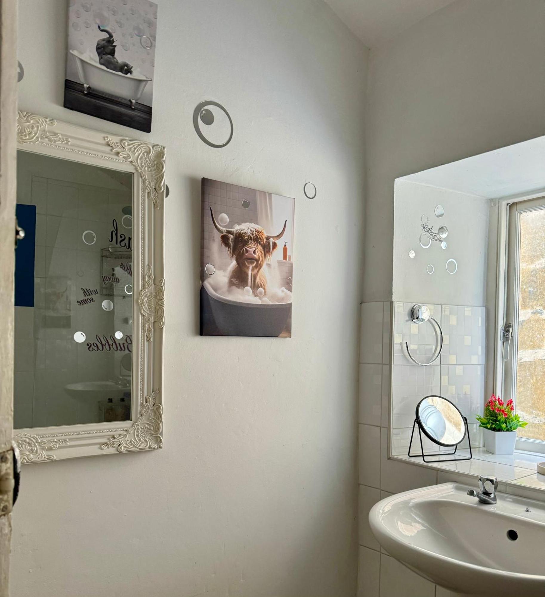 Beautiful Townhouse Next To Royal Victoria Park And Botanical Gardens Within Easy Walking Distance To Bath City Centre Экстерьер фото
