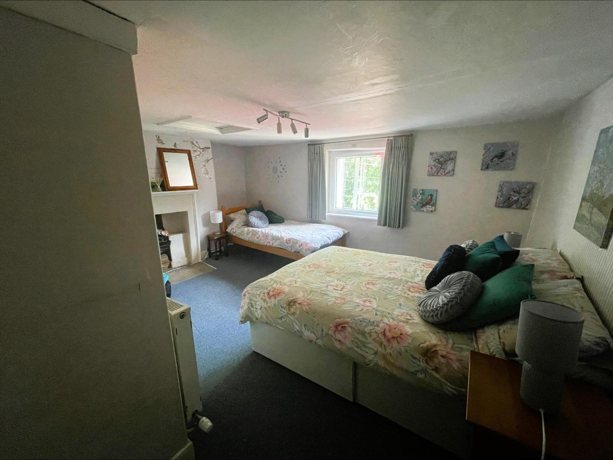 Beautiful Townhouse Next To Royal Victoria Park And Botanical Gardens Within Easy Walking Distance To Bath City Centre Экстерьер фото